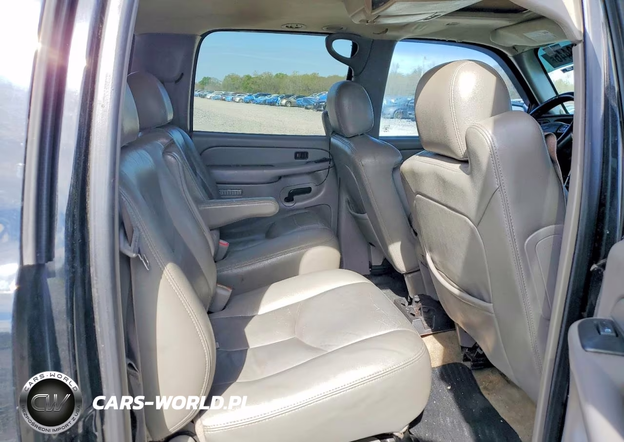 2004 Chevrolet Suburban C1500 VIN:3GNEC16Z14G269867 - 10