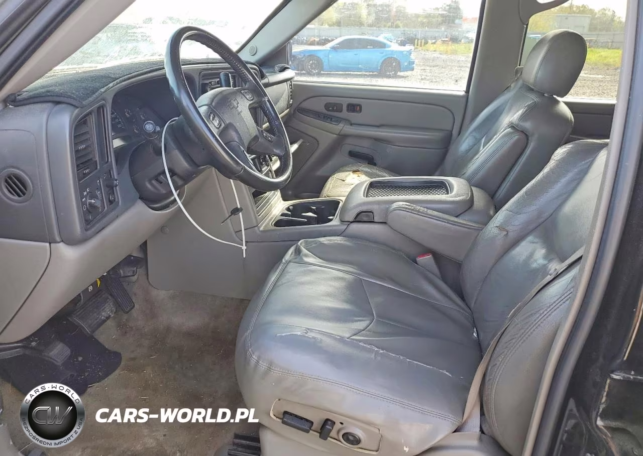 2004 Chevrolet Suburban C1500 VIN:3GNEC16Z14G269867 - 7