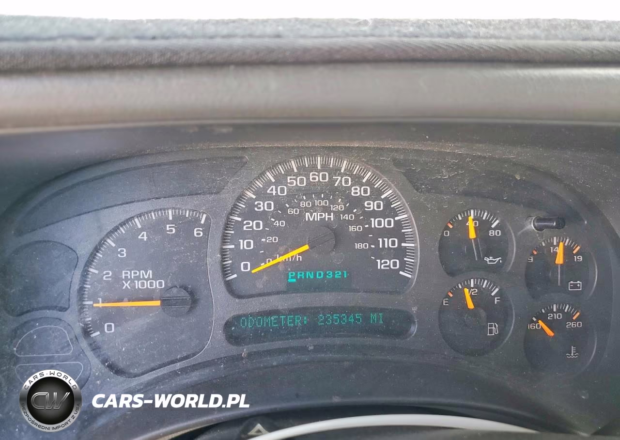 2004 Chevrolet Suburban C1500 VIN:3GNEC16Z14G269867 - 9