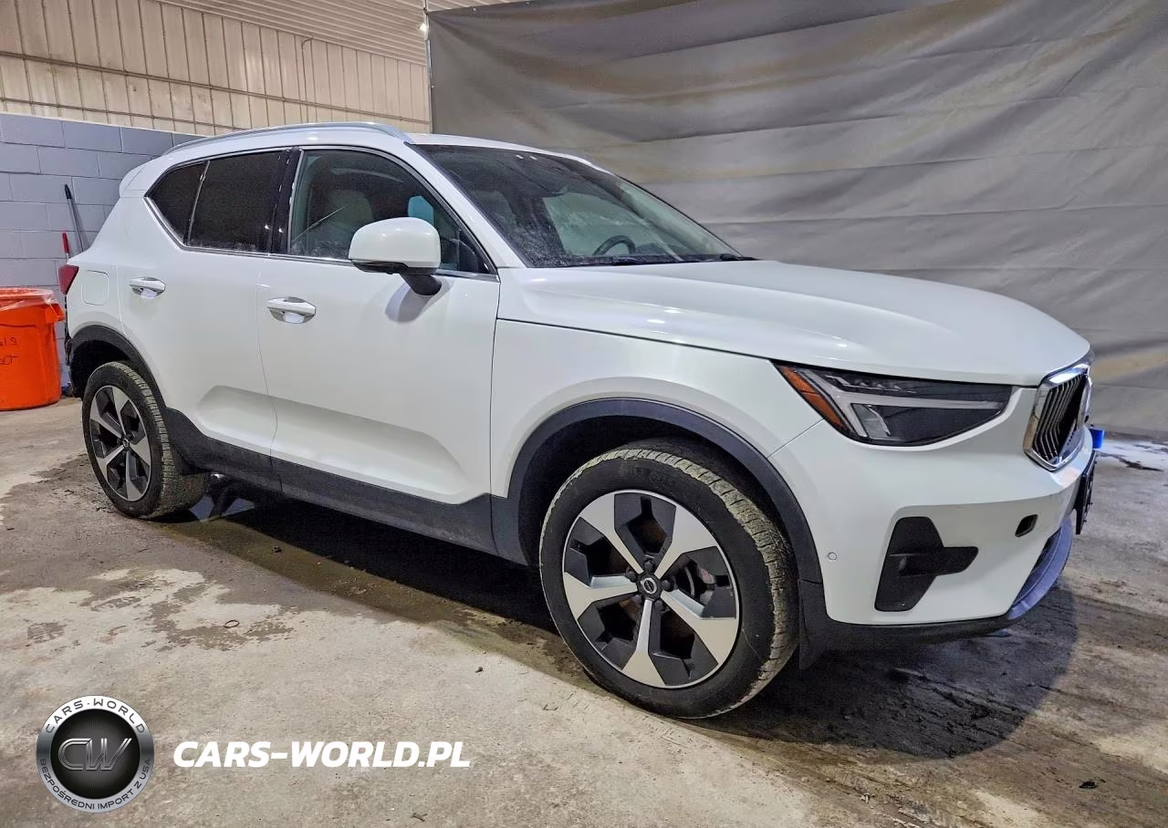 2023 Volvo Xc40 Plus VIN:YV4L12UN1P2987067 - 4