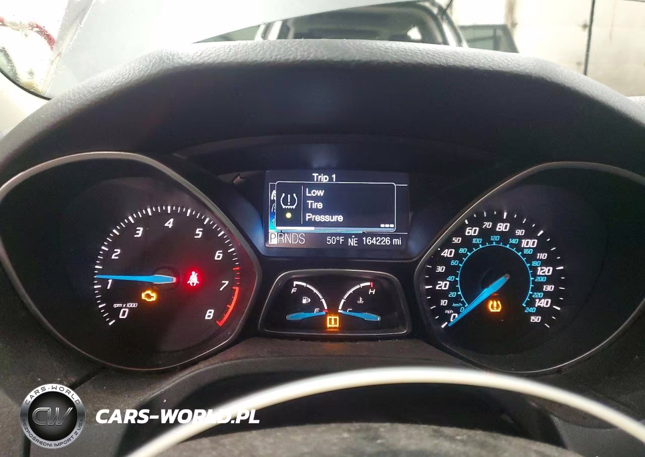 2012 Ford Focus Titanium VIN:1FAHP3J24CL194671 - 9