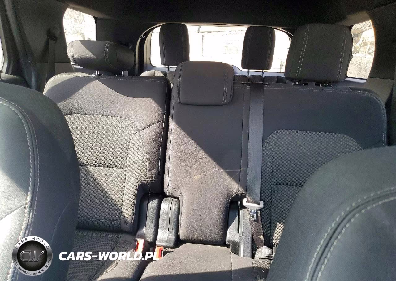 2018 Ford Explorer Xlt VIN:1FM5K7D86JGA40967 - 10