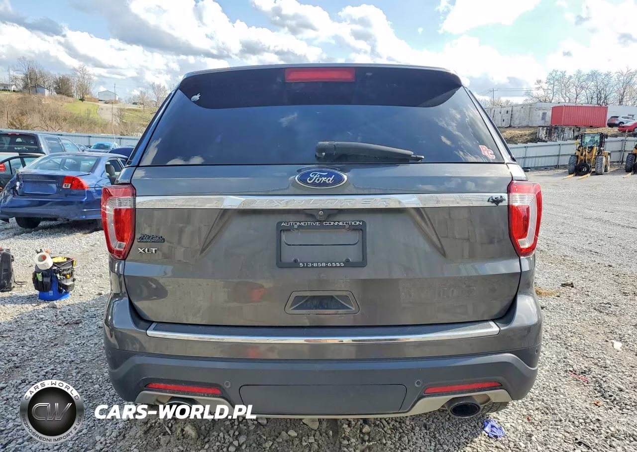 2018 Ford Explorer Xlt VIN:1FM5K7D86JGA40967 - 6