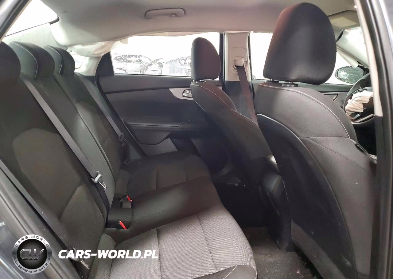 2024 Kia Forte Lxs VIN:3KPF24AD6RE768339 - 10