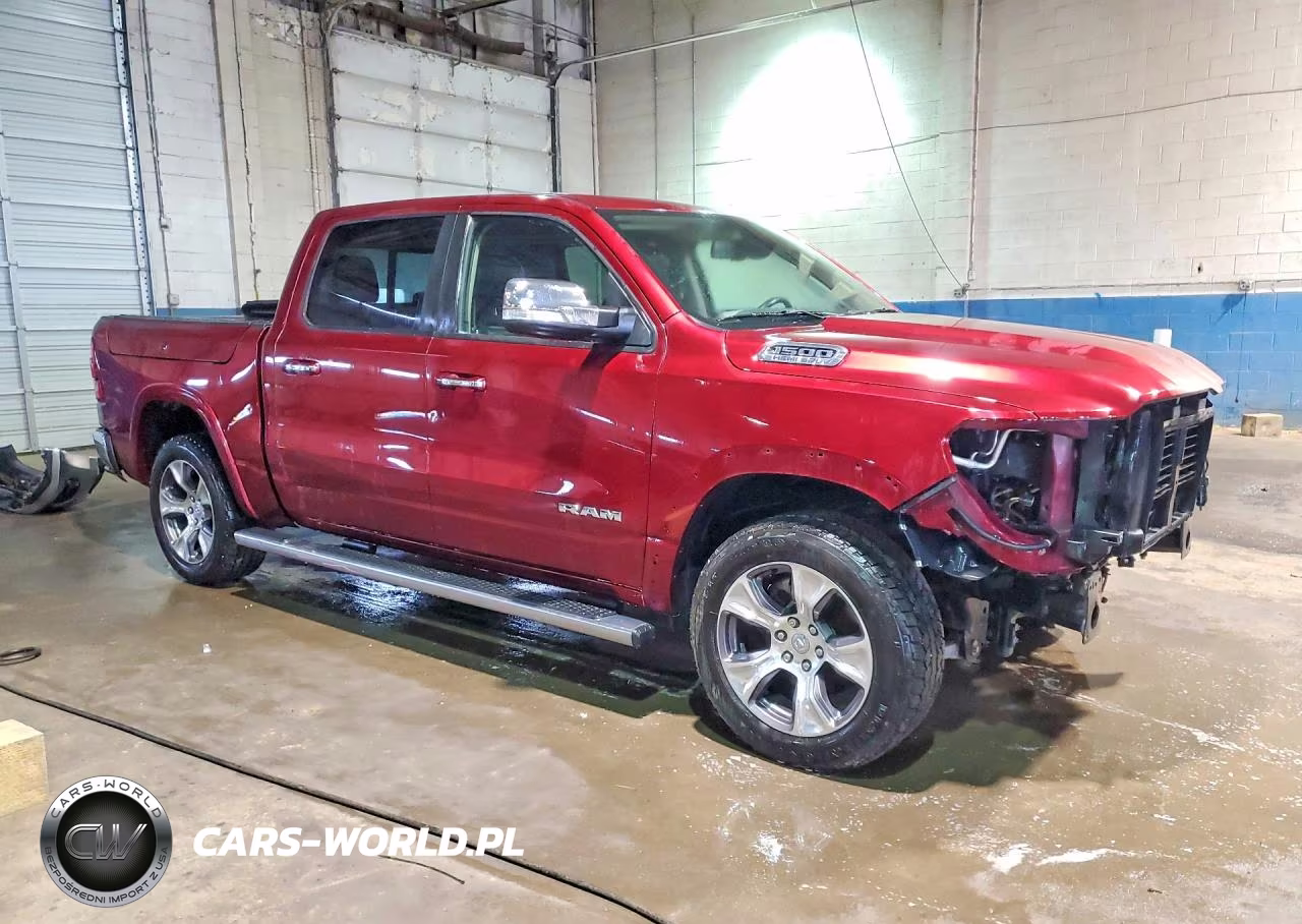 2020 Ram 1500 Laramie VIN:1C6SRFJT9LN241984 - 4