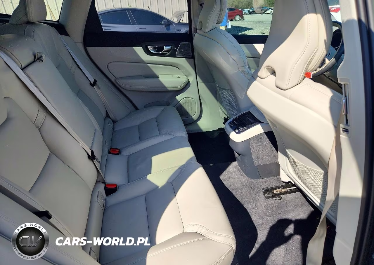 2023 Volvo Xc60 Ultimate VIN:YV4L12DX1P1311726 - 11