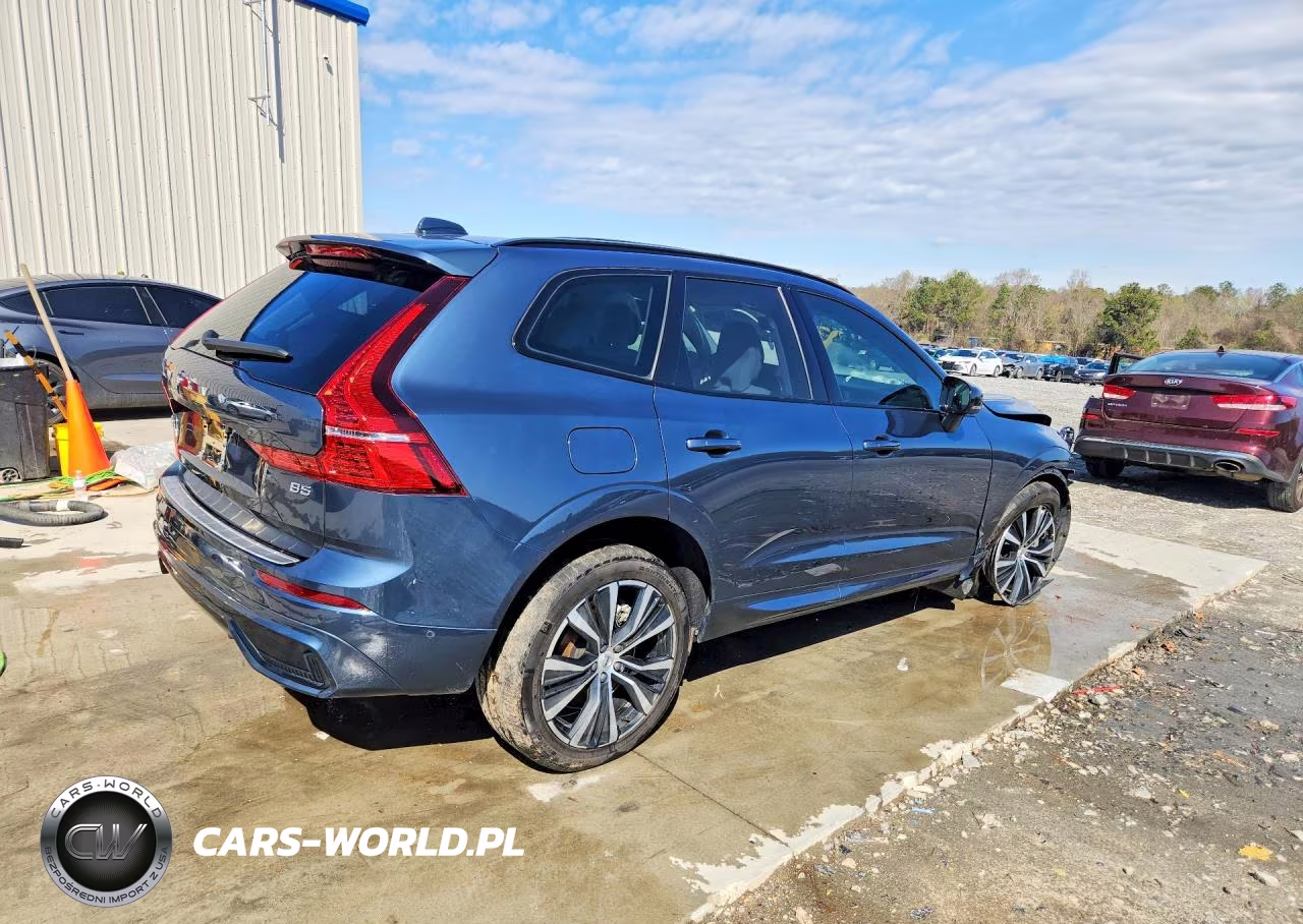 2023 Volvo Xc60 Ultimate VIN:YV4L12DX1P1311726 - 3