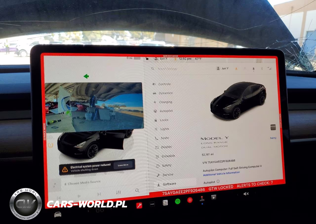 2023 Tesla Model Y VIN:7SAYGAEE2PF926486 - 9