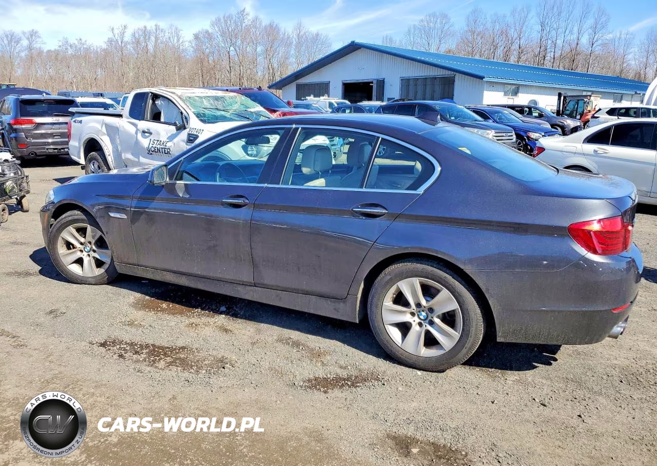 2013 BMW 528 Xi VIN:WBAXH5C59DDW14326 - 2