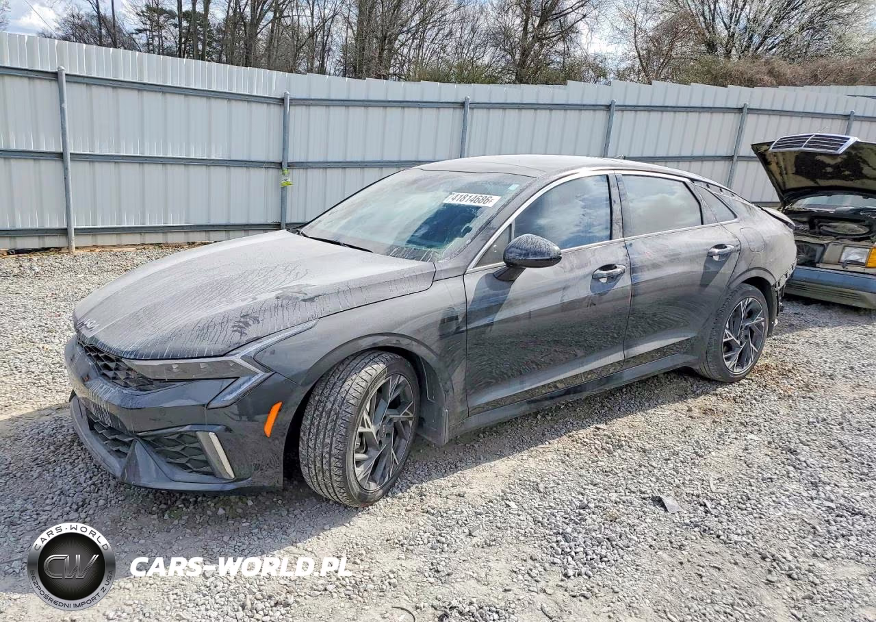 2025 Kia K5