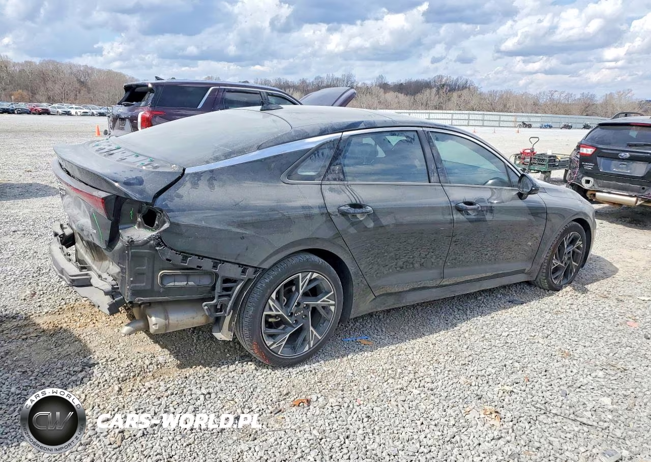 2025 Kia K5 VIN:KNAG64J76S5271955 - 3