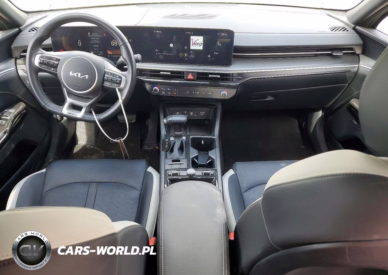 2025 Kia K5 VIN:KNAG64J76S5271955 - 8