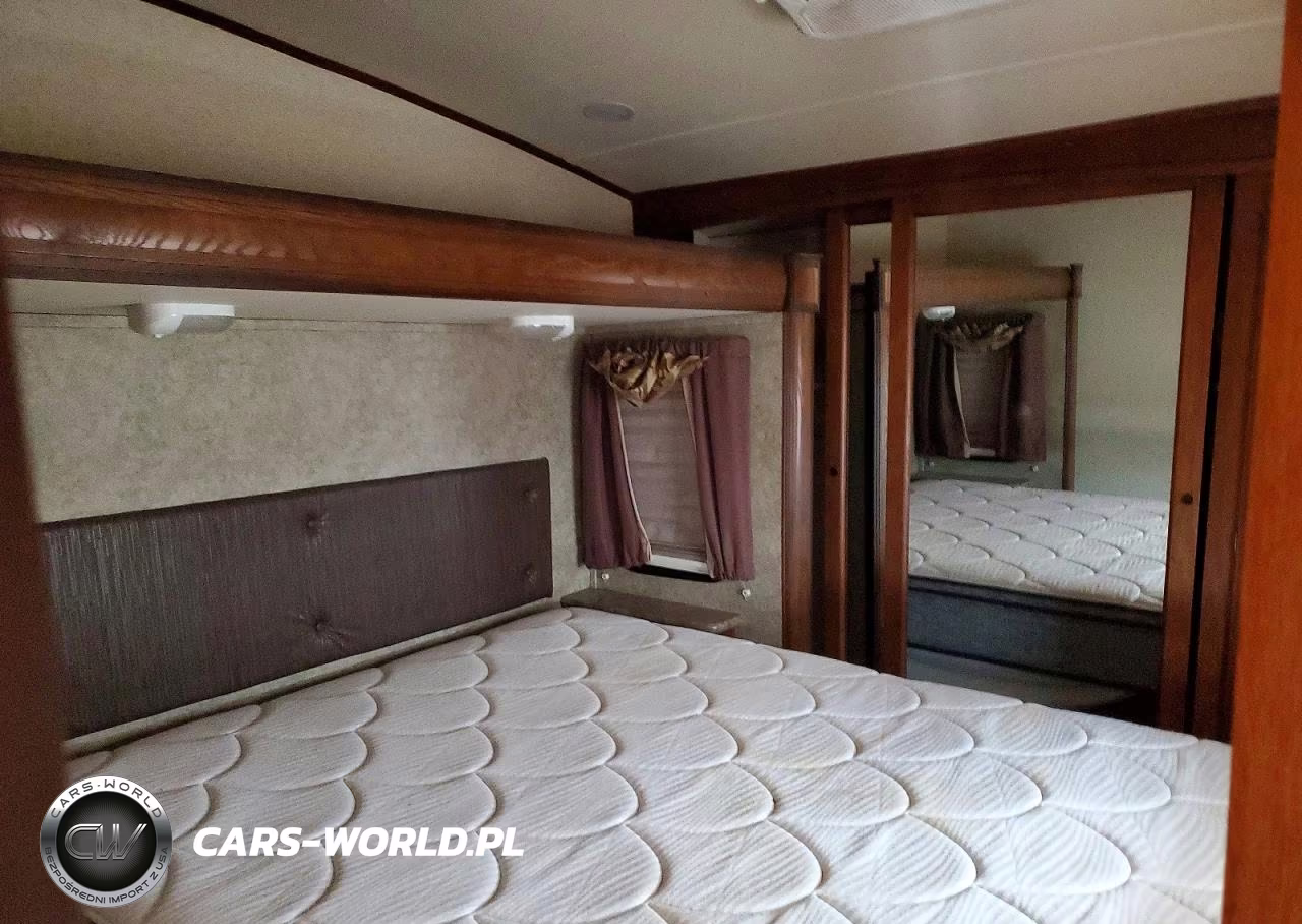 2016 Forest River Sabre Camper VIN:4X4FSRM25G3011163 - 5
