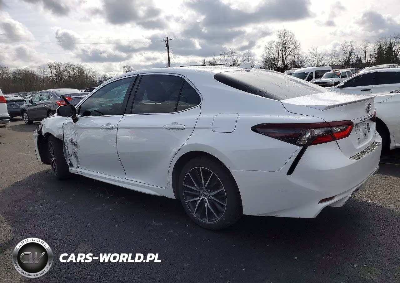 2021 Toyota Camry VIN:4T1G11AK7MU571738 - 2