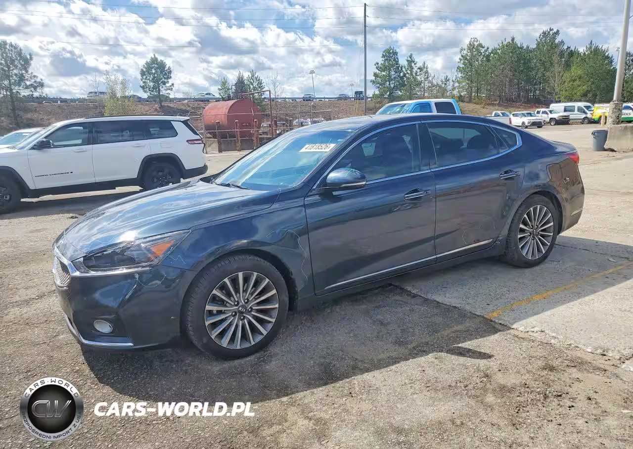 2017 Kia Cadenza Premium