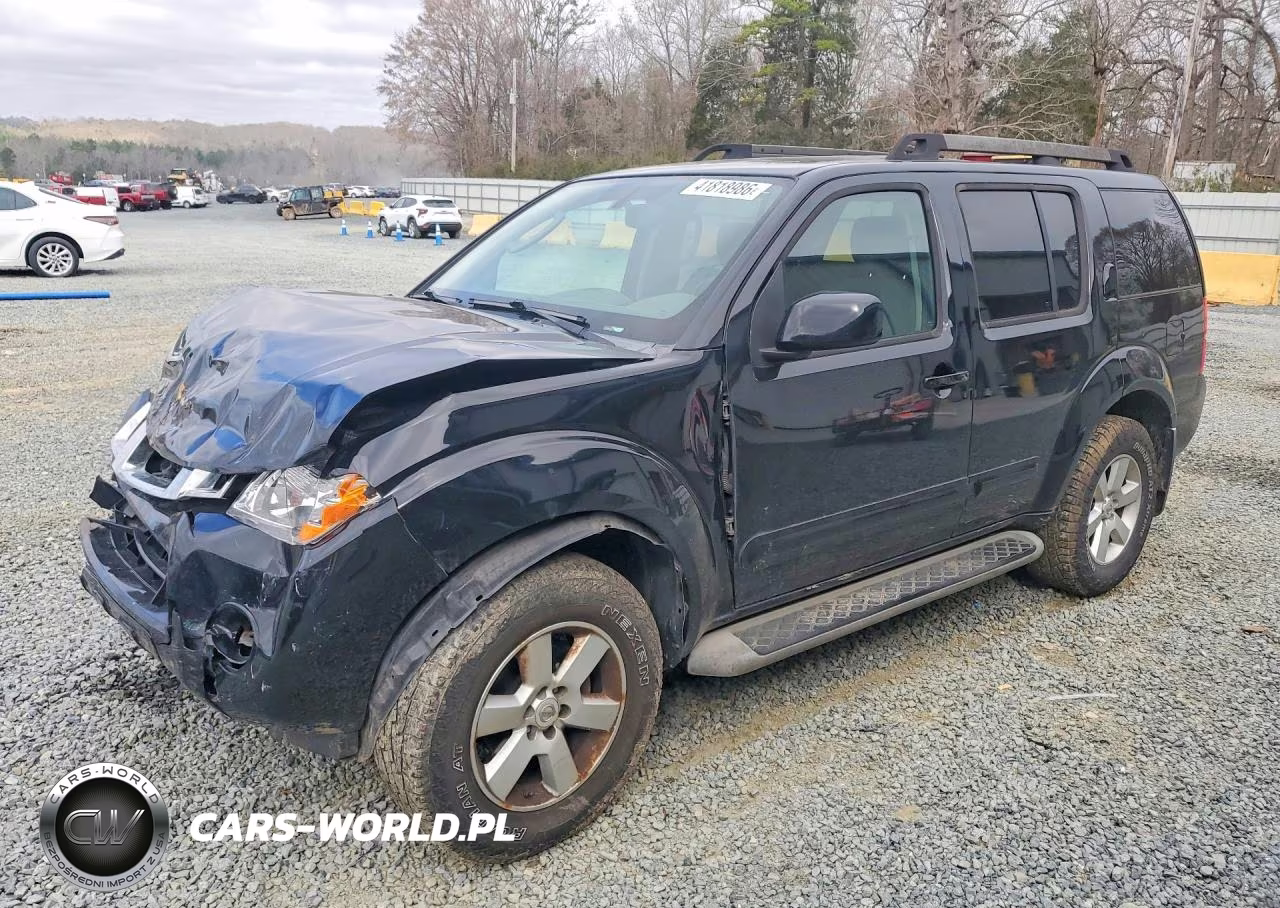 2011 Nissan Pathfinder S