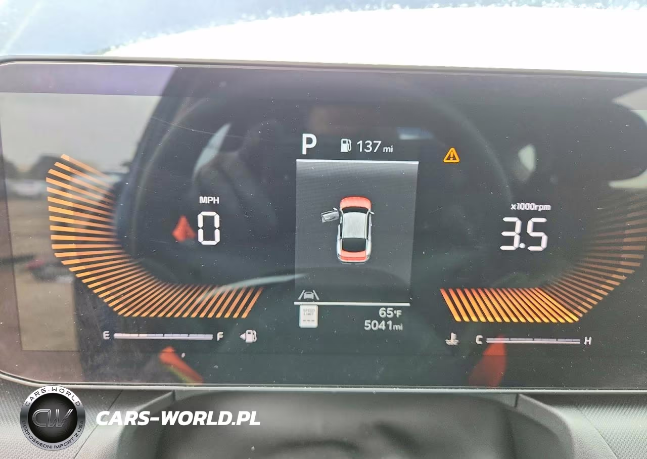 2025 Kia K4 Lxs VIN:3KPFT4DE9SE196240 - 9