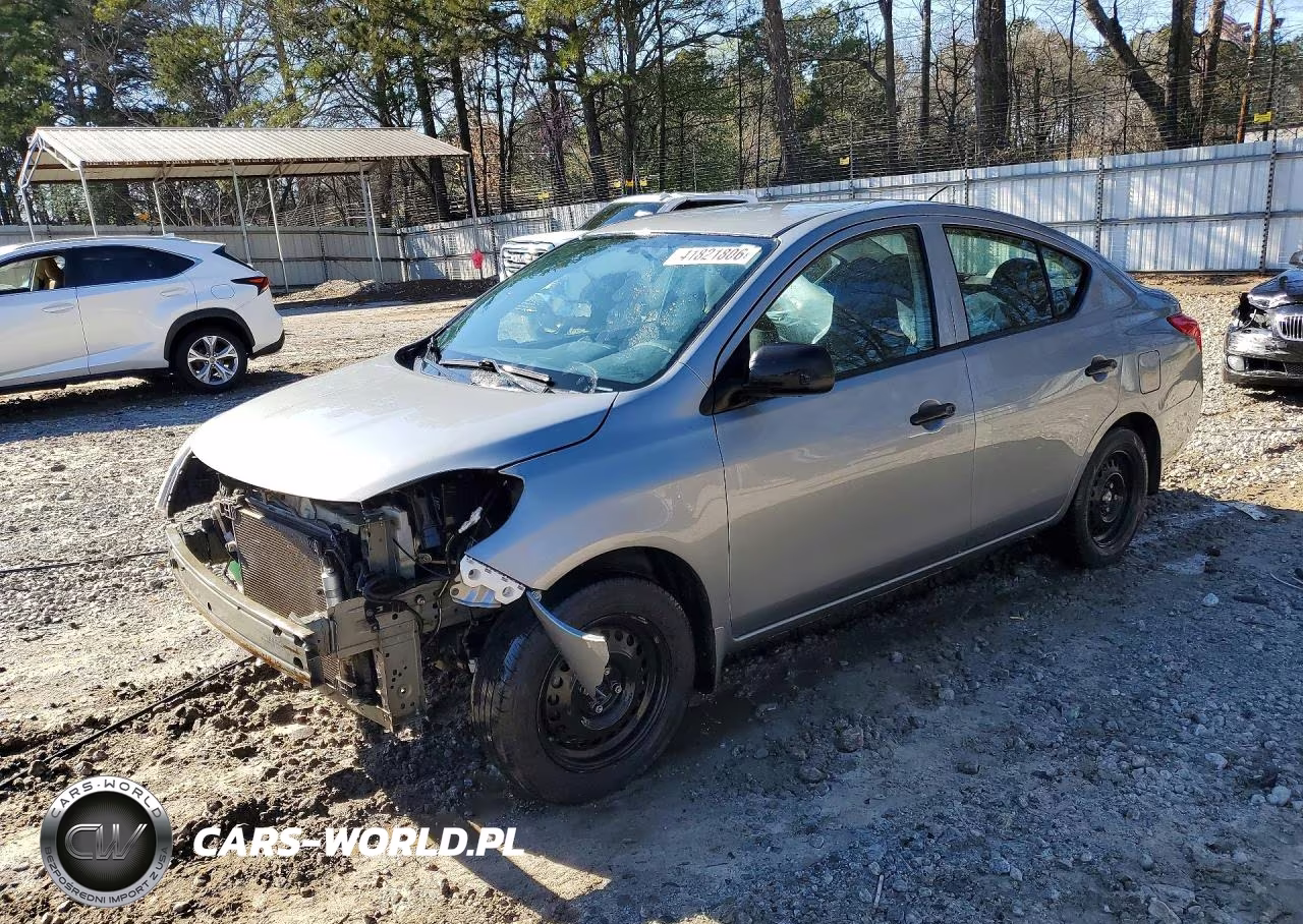 2014 Nissan Versa 1.6 S