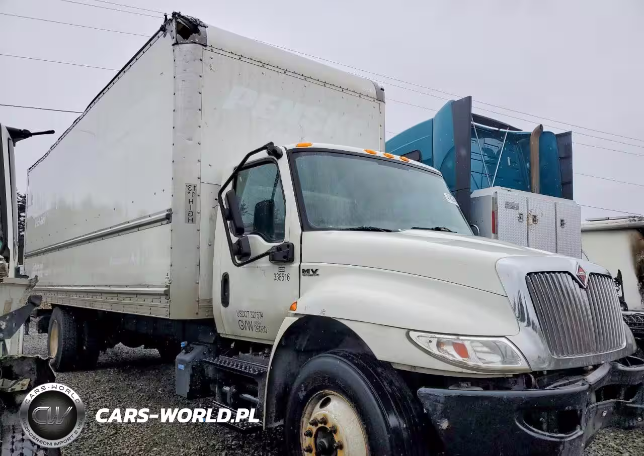 2020 International Mv607 Box Truck