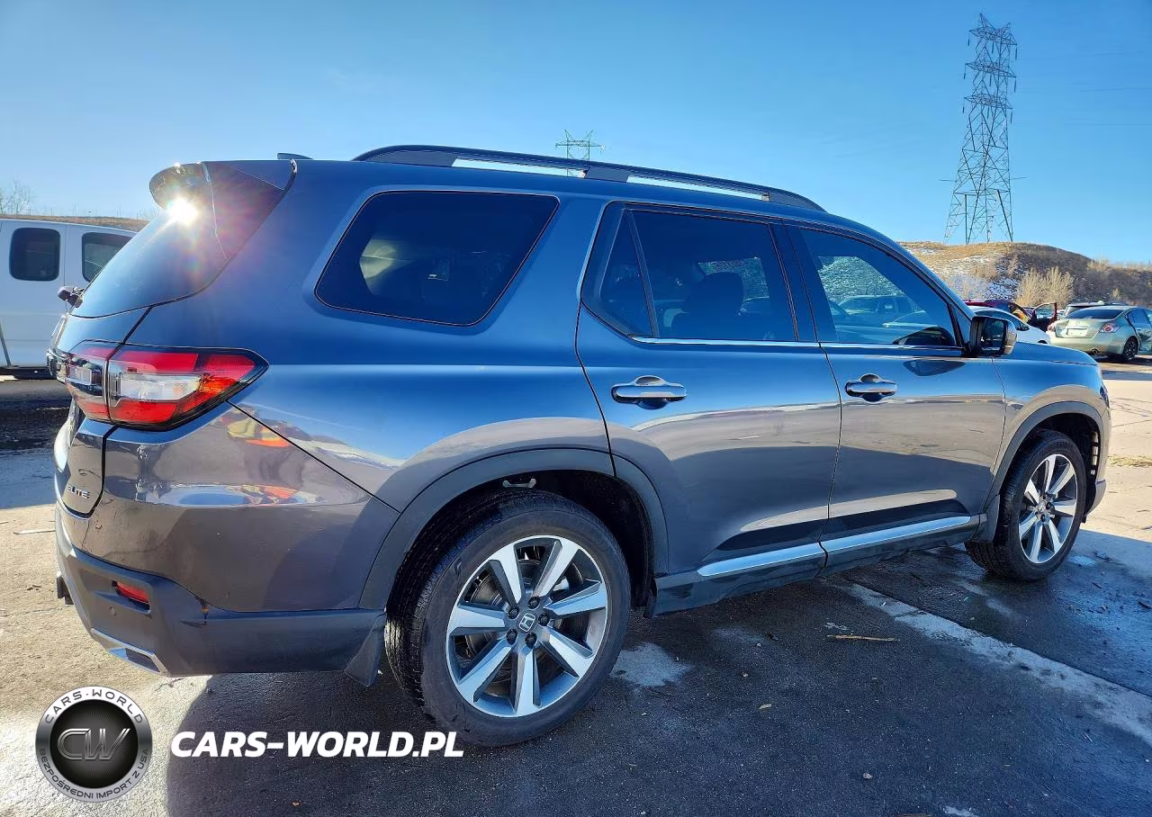 2025 Honda Pilot Elite VIN:5FNYG1H8XSB124313 - 3