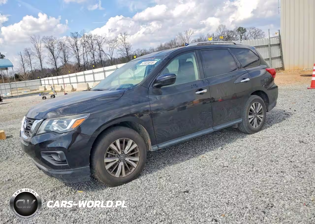 2019 Nissan Pathfinder Sv