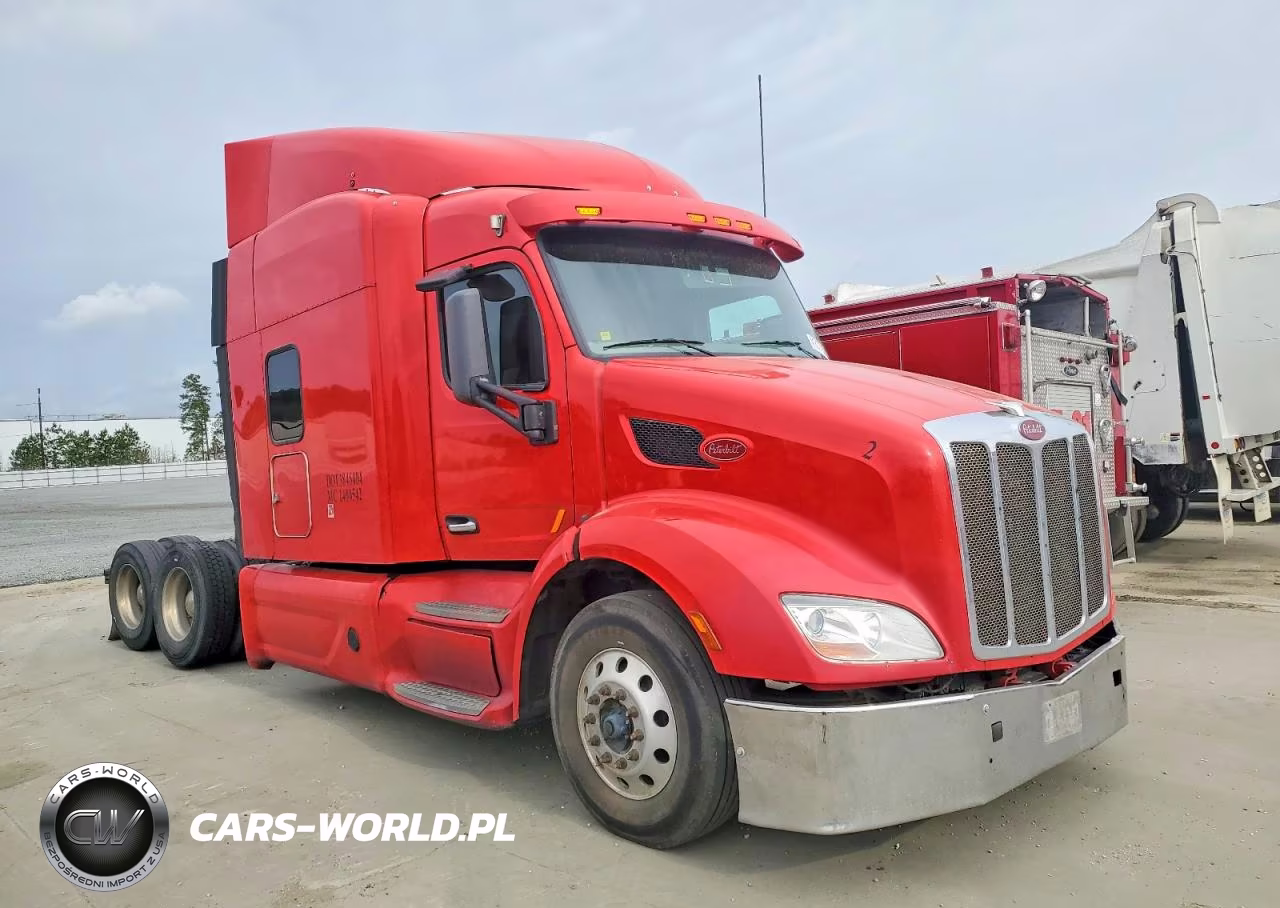 2018 Peterbilt 579 Semi Truck