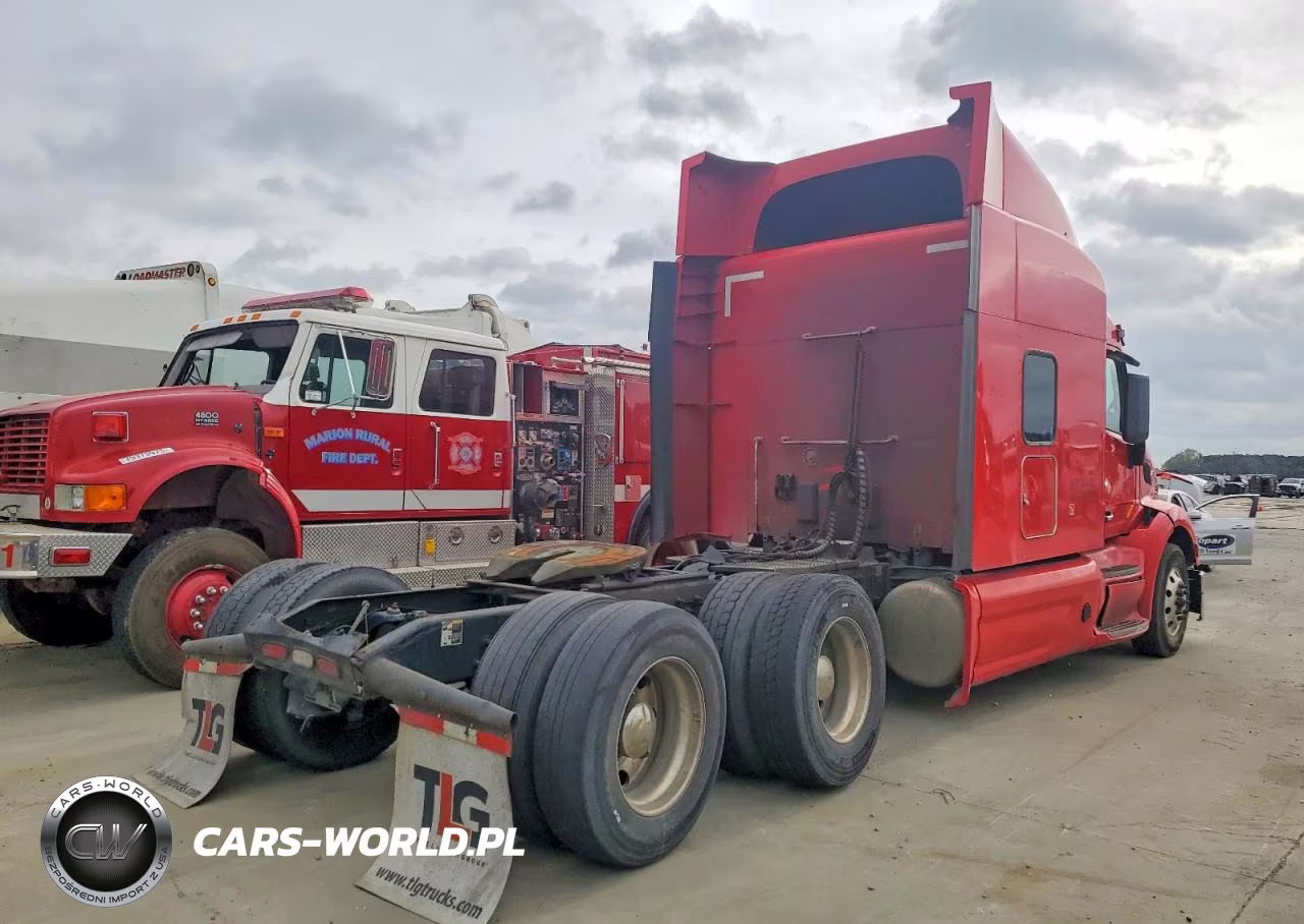 2018 Peterbilt 579 Semi Truck VIN:1XPBDP9X6JD482987 - 4