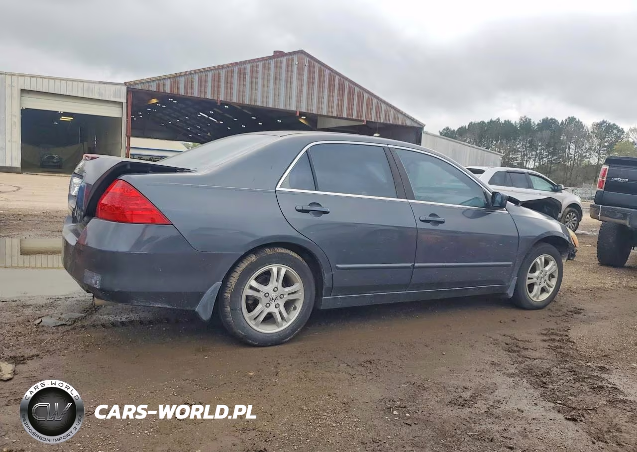 2007 Honda Accord VIN:JHMCM56317C024105 - 3