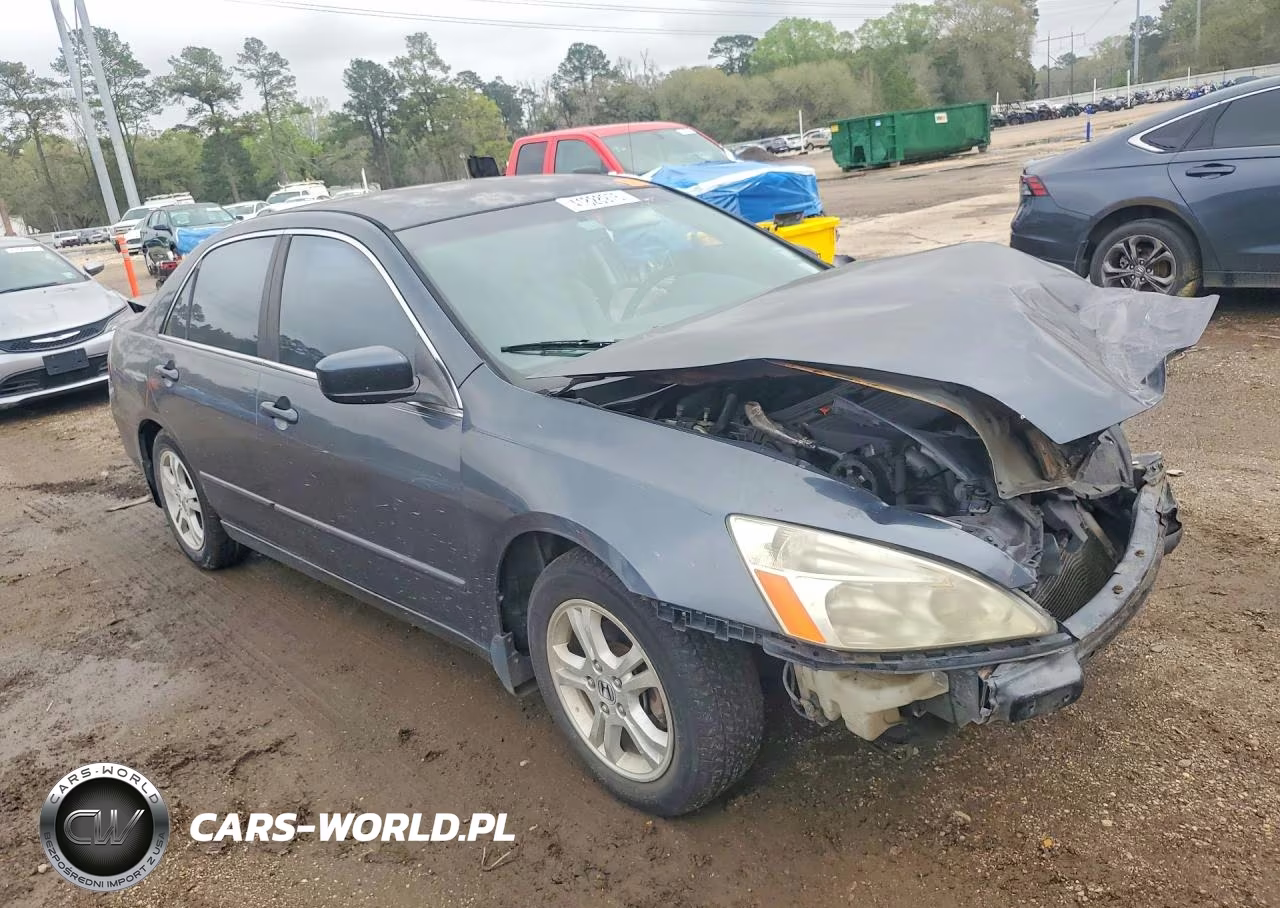 2007 Honda Accord VIN:JHMCM56317C024105 - 4