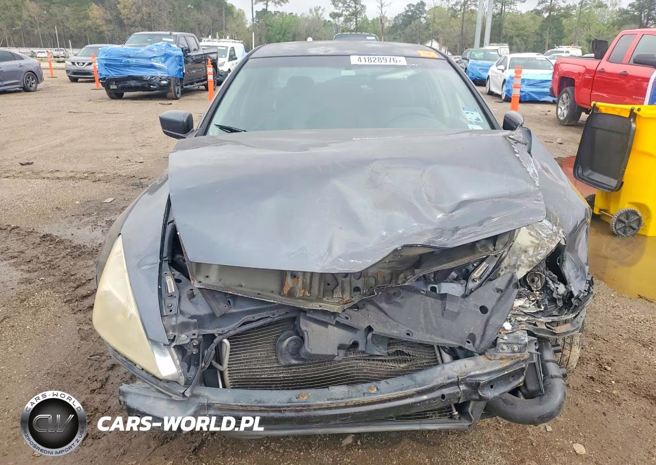 2007 Honda Accord VIN:JHMCM56317C024105 - 5