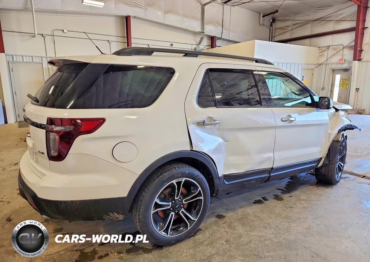 2014 Ford Explorer Sport VIN:1FM5K8GT2EGB25820 - 3