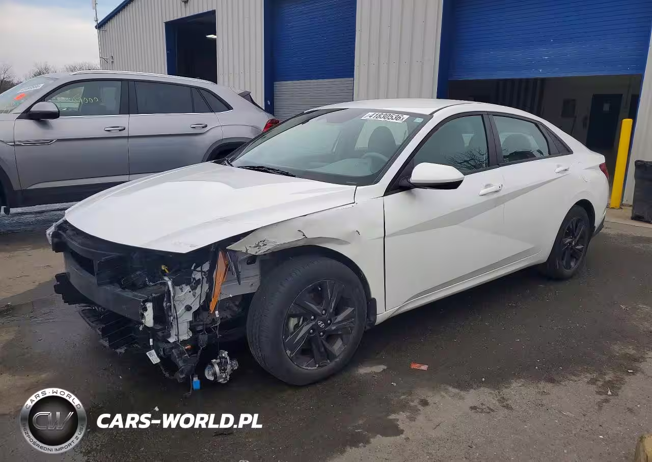 2022 Hyundai Elantra Sel