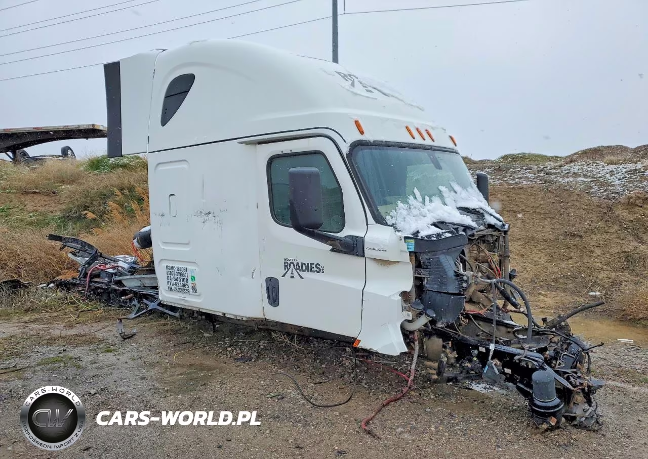 2018 Freightliner Cascadia 126 VIN:3AKJHHDR0JSJC6839 - 1