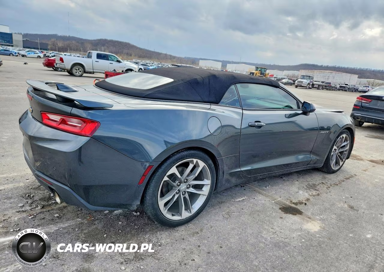 2017 Chevrolet Camaro Lt VIN:1G1FD3DS5H0215082 - 3