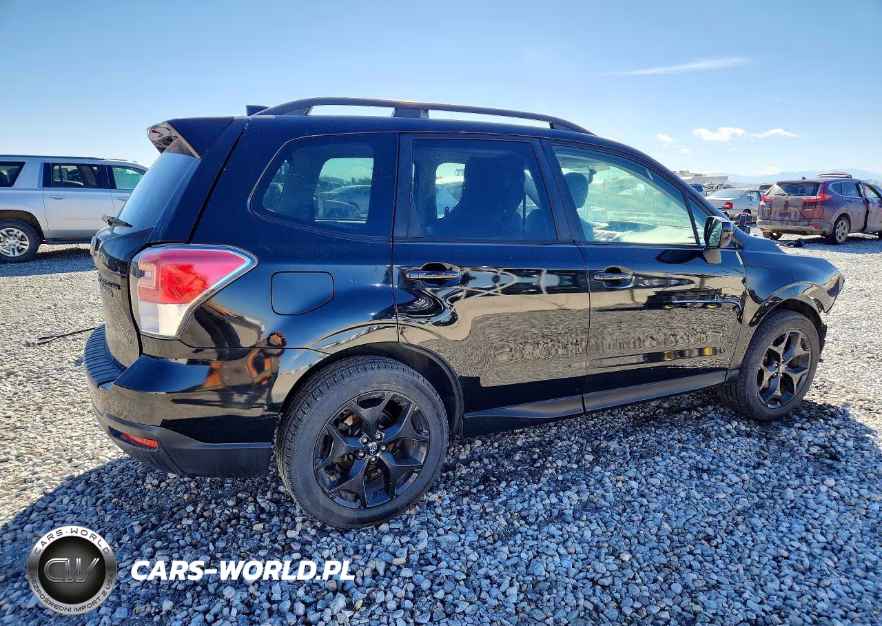 2018 Subaru Forester 2.5I Premium VIN:JF2SJAEC2JH475989 - 3