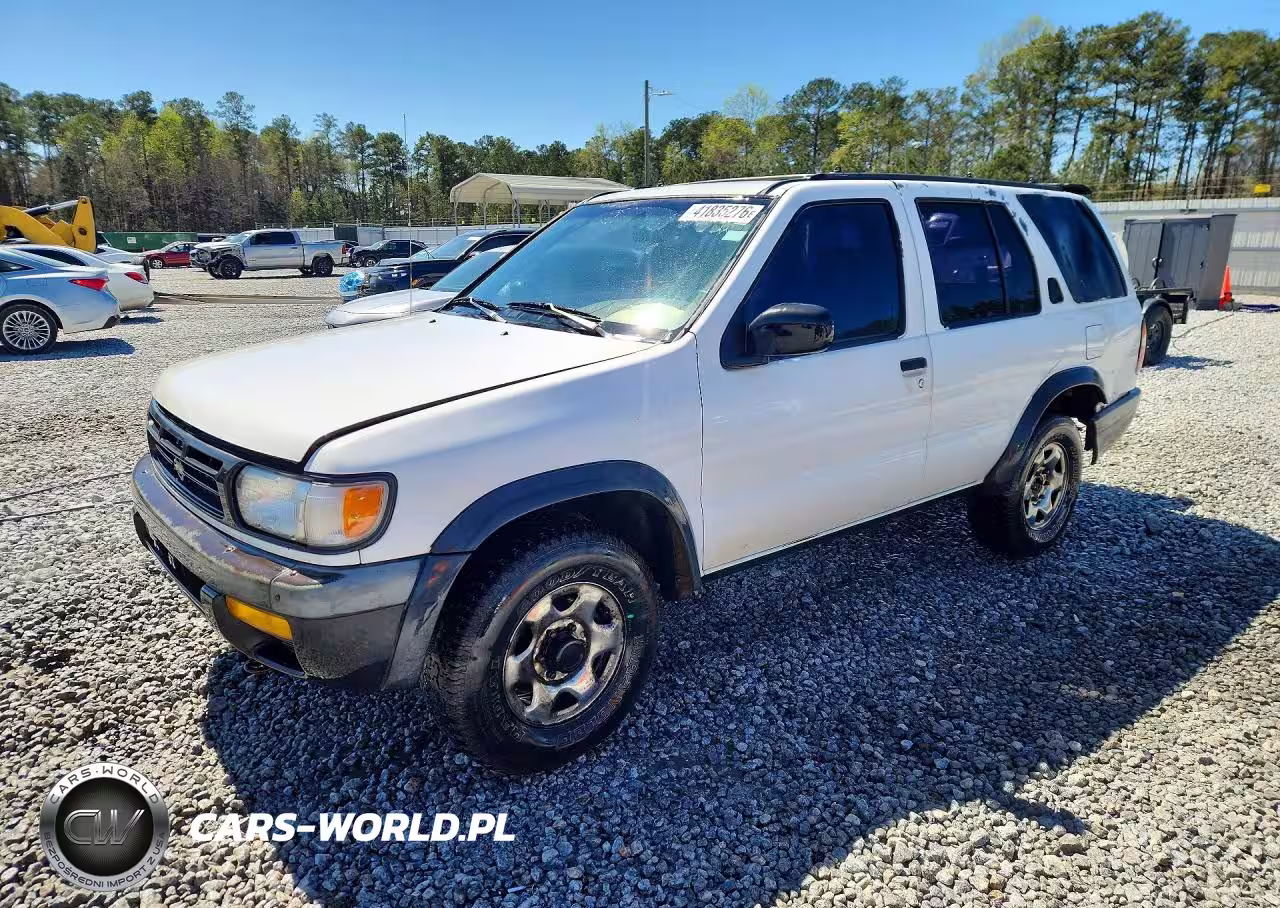 1996 Nissan Pathfinder Xe