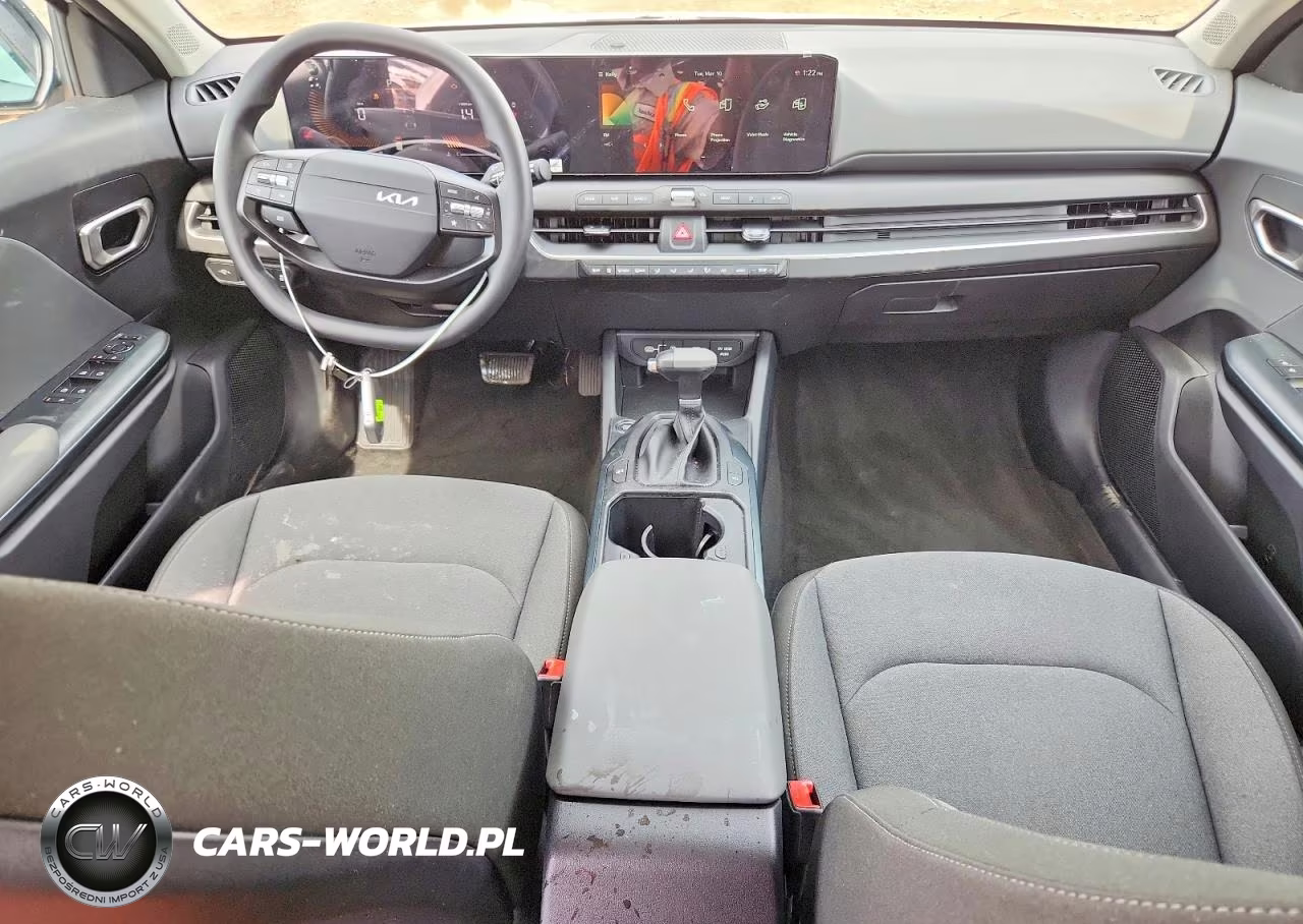 2025 Kia K4 Lxs VIN:3KPFT4DE1SE185653 - 8