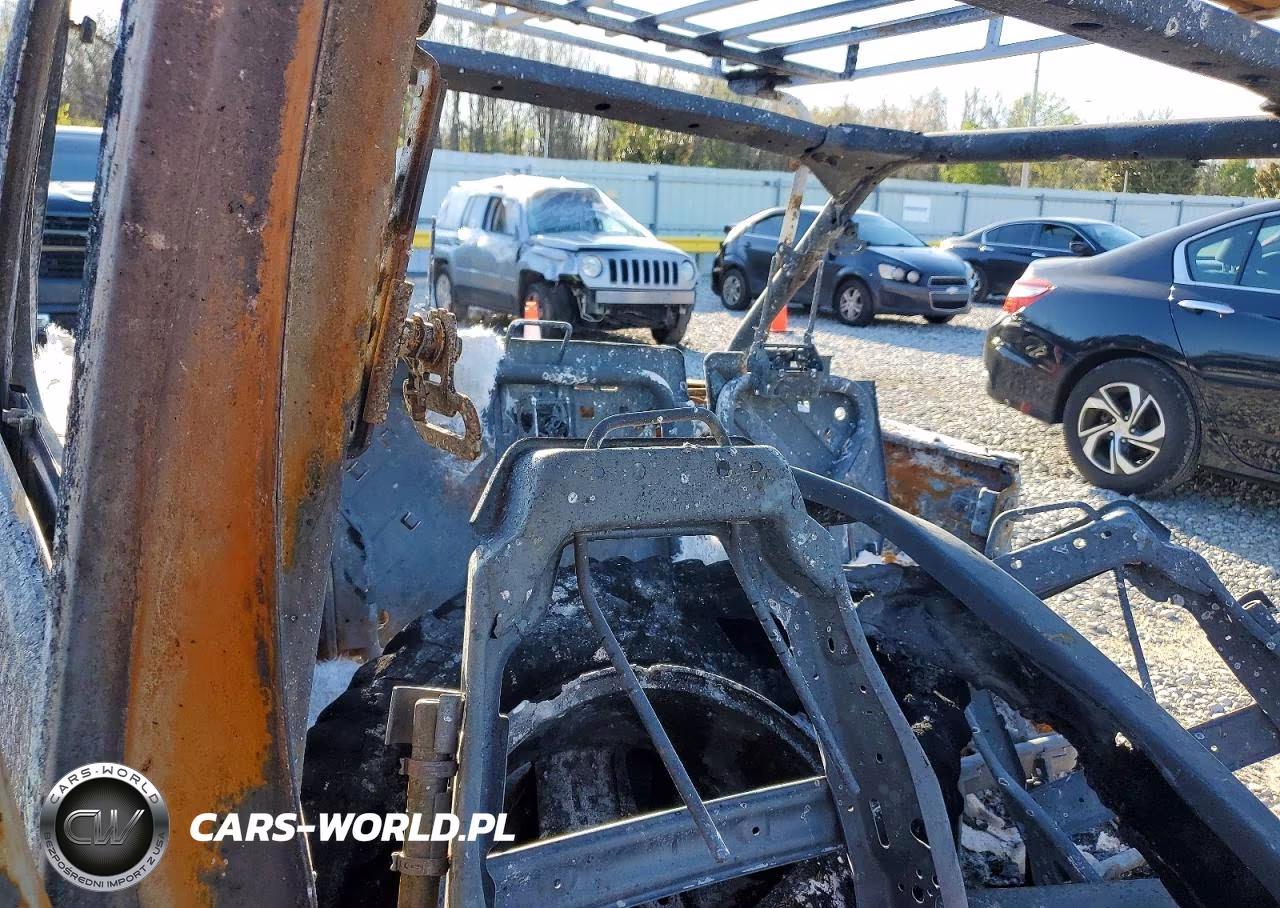 2009 Jeep Wrangler Unlimited VIN:1J8GA69189L710066 - 10