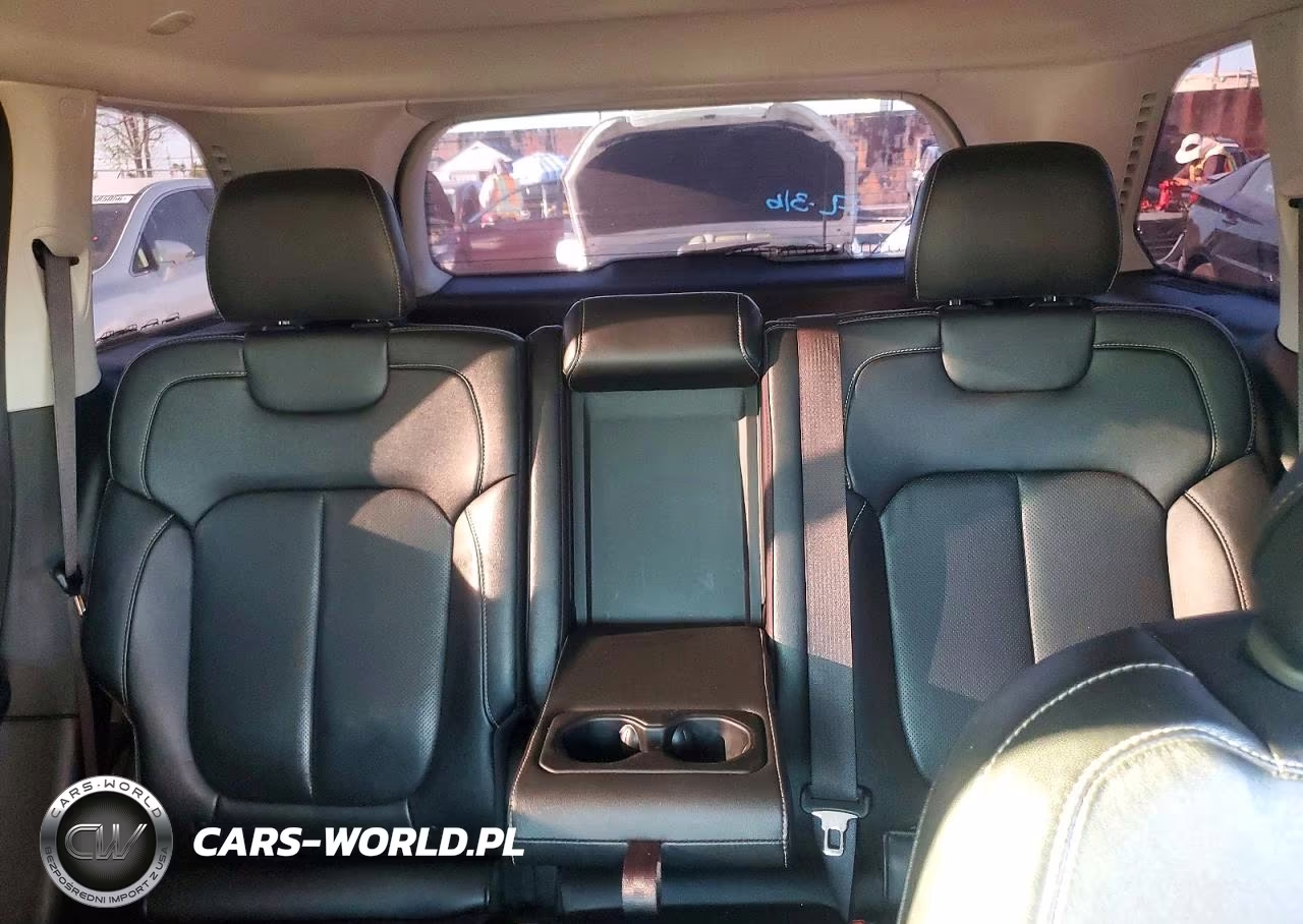 2023 Jeep Grand Cherokee Limited VIN:1C4RJGBG9P8703826 - 10