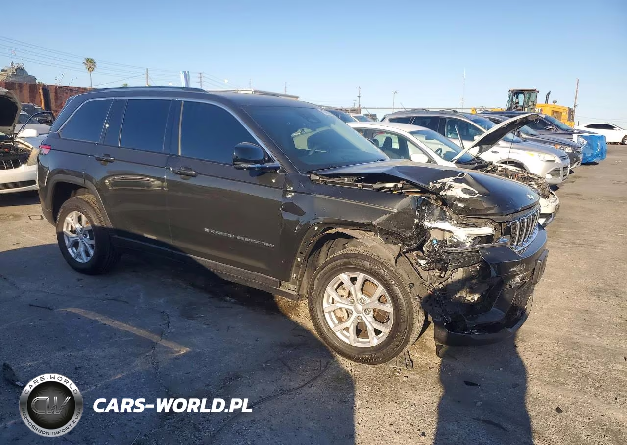 2023 Jeep Grand Cherokee Limited VIN:1C4RJGBG9P8703826 - 4