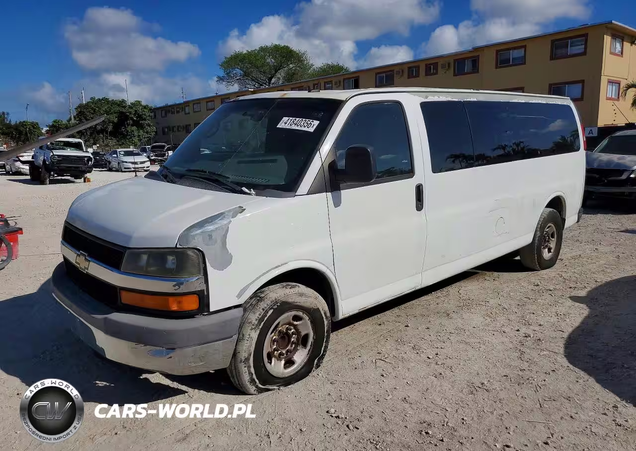 2013 Chevrolet Express G3500 Lt