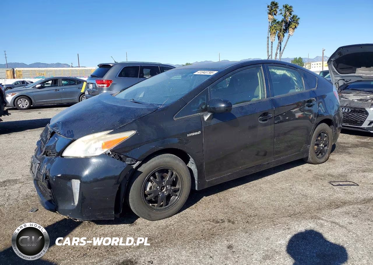 2013 Toyota Prius Three