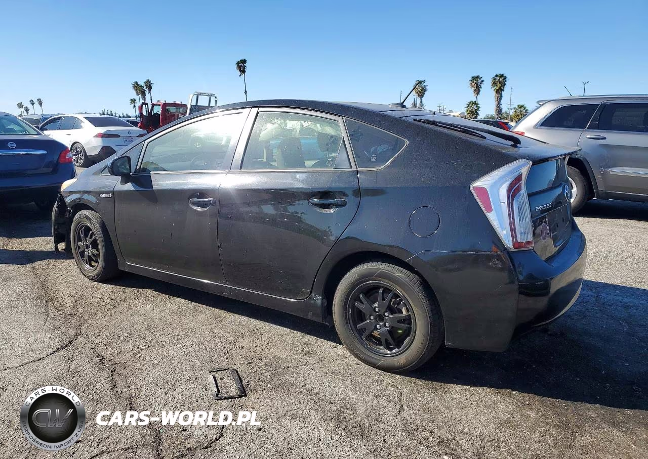 2013 Toyota Prius Three VIN:JTDKN3DU6D0343023 - 2