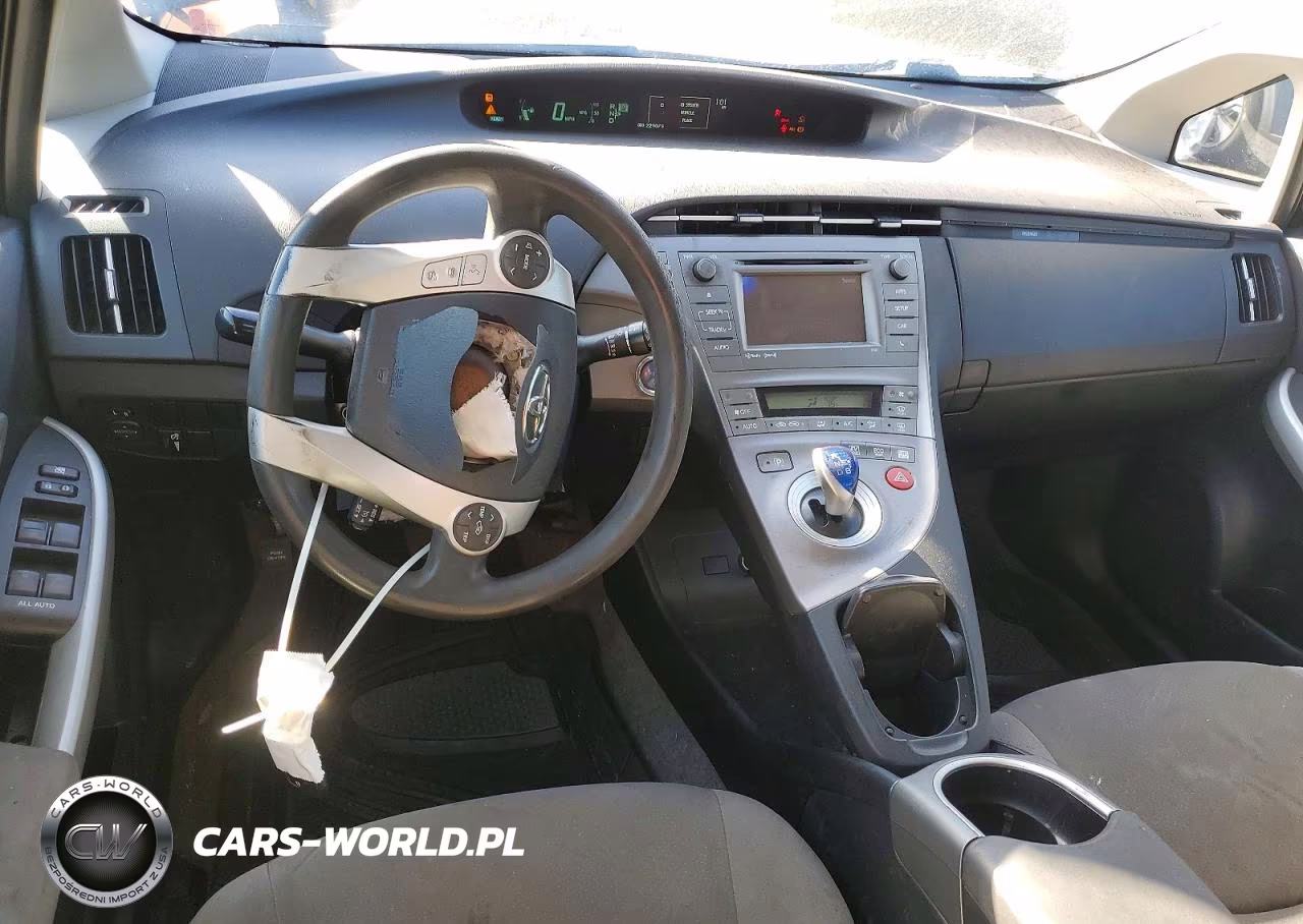 2013 Toyota Prius Three VIN:JTDKN3DU6D0343023 - 8