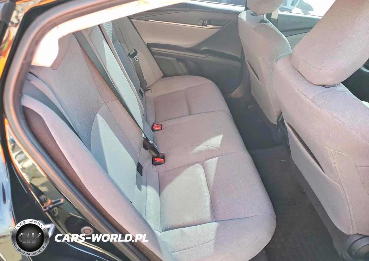 2025 Toyota Camry Le VIN:4T1DAACK6SU580783 - 10
