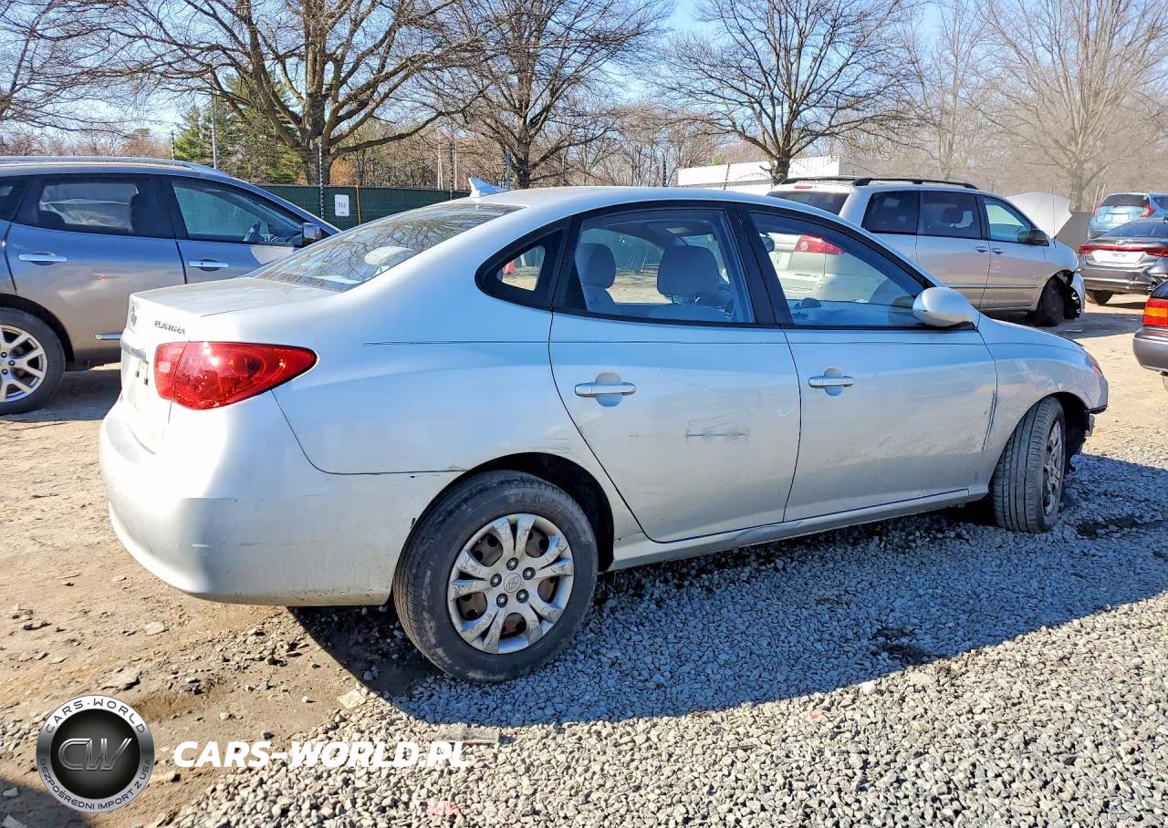 2010 Hyundai Elantra Gls VIN:KMHDU4AD7AU976328 - 3