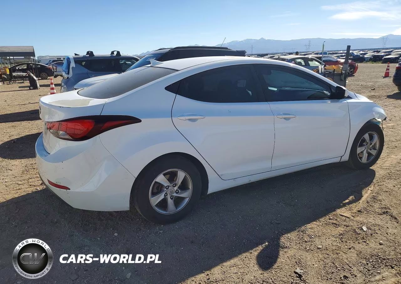 2015 Hyundai Elantra Se VIN:5NPDH4AE8FH649424 - 3