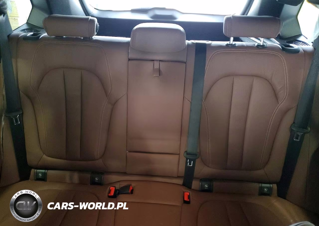 2021 BMW X5 xDrive40I VIN:5UXCR6C02M9F44004 - 10