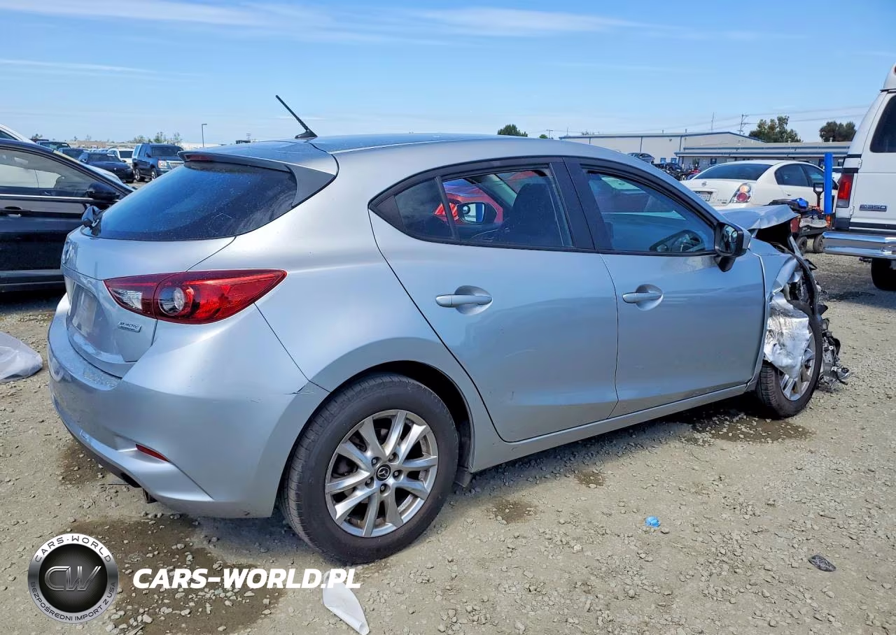 2018 Mazda 3 Sport VIN:3MZBN1K77JM208818 - 3