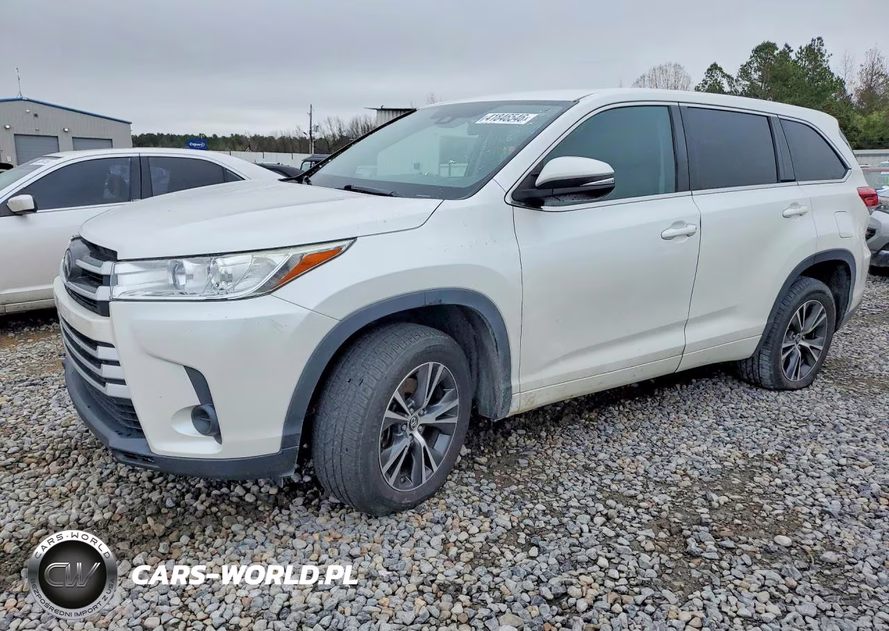 2018 Toyota Highlander Le